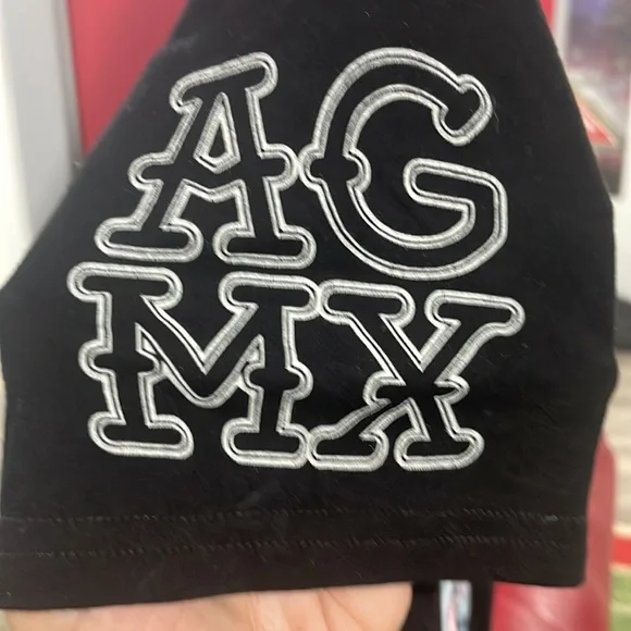 Size L graphic tee - Picture 4 of 6